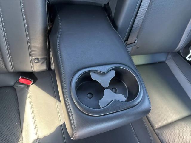 2015 Dodge Challenger R/T Plus