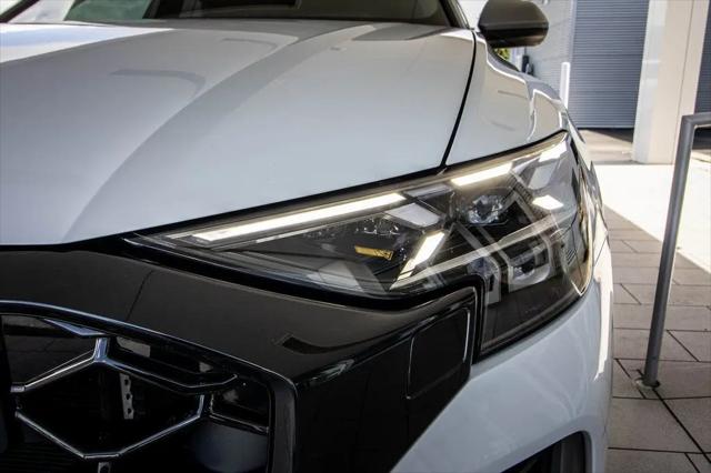 2025 Audi RS Q8 quattro Tiptronic