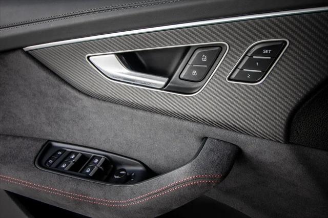 2025 Audi RS Q8 quattro Tiptronic