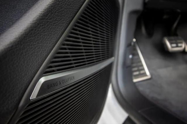 2025 Audi RS Q8 quattro Tiptronic