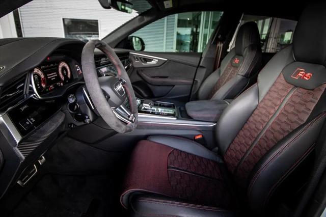 2025 Audi RS Q8 quattro Tiptronic