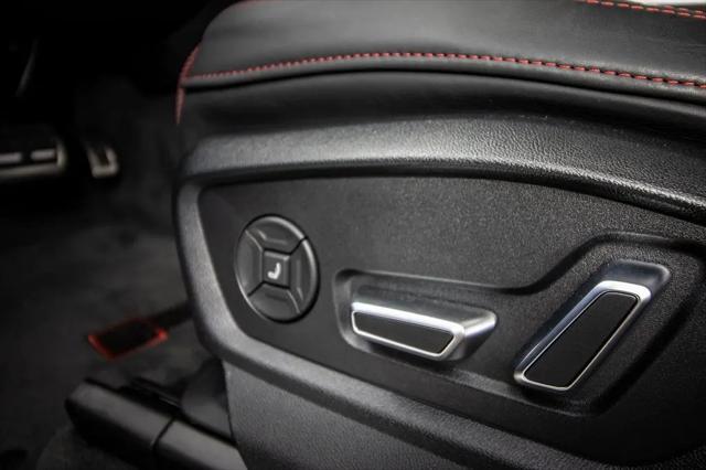 2025 Audi RS Q8 quattro Tiptronic