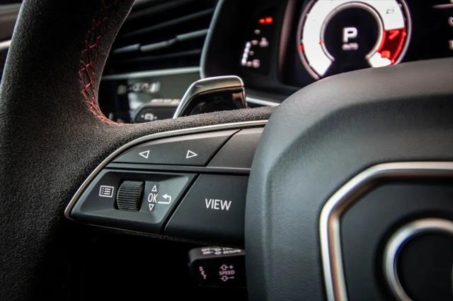 2025 Audi RS Q8 quattro Tiptronic