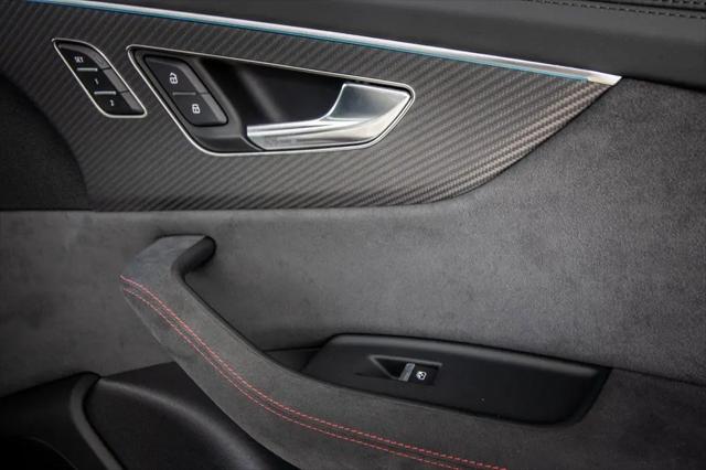 2025 Audi RS Q8 quattro Tiptronic