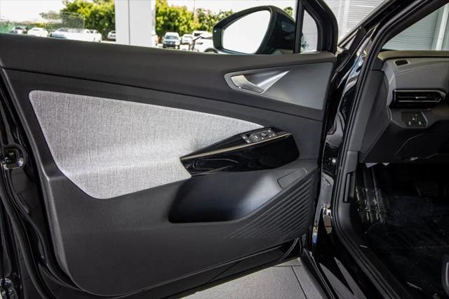 2025 Volkswagen ID.4 Pro
