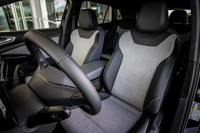2025 Volkswagen ID.4 Pro
