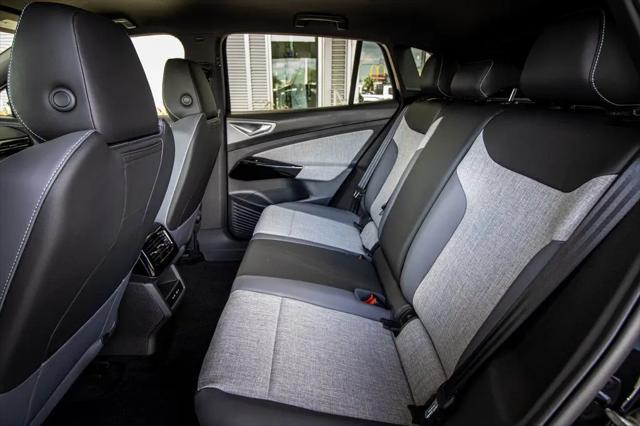 2025 Volkswagen ID.4 Pro