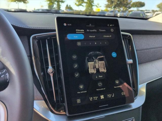 2026 Volvo XC90 Ultra Dark Theme, B6 AWD Gas (mild hybrid), Gasoline, 7 Seats