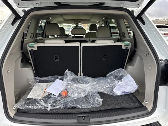 2026 Volkswagen Atlas SE with Technology