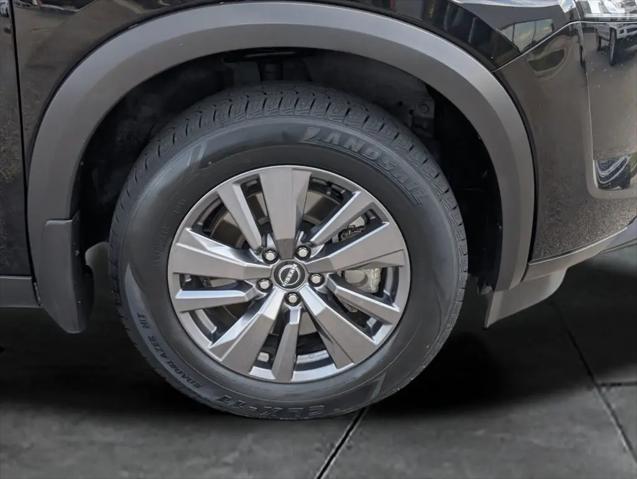 2022 Nissan Pathfinder SV 2WD