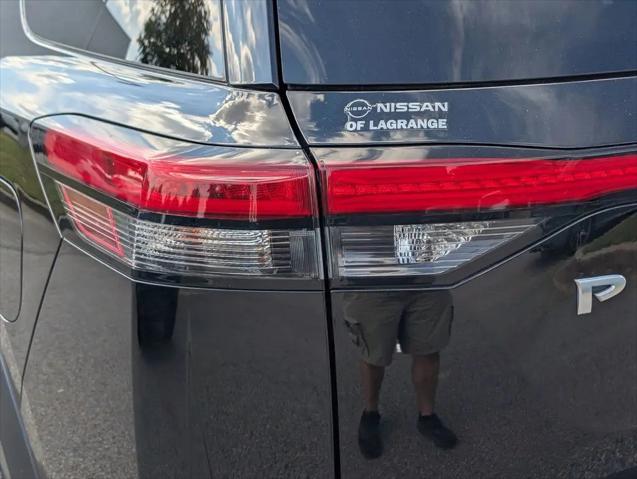 2022 Nissan Pathfinder SV 2WD
