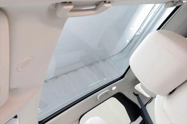 2025 Land Rover Discovery Sport S