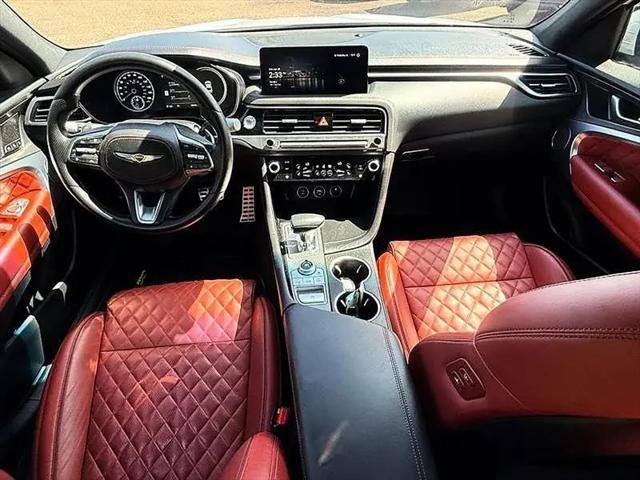 2024 Genesis G70 3.3T RWD Sport Advanced