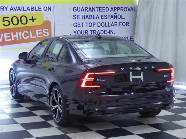 2024 Volvo S60 B5 Plus Dark Theme