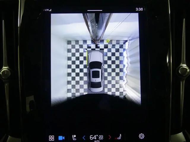 2024 Volvo S60 B5 Plus Dark Theme