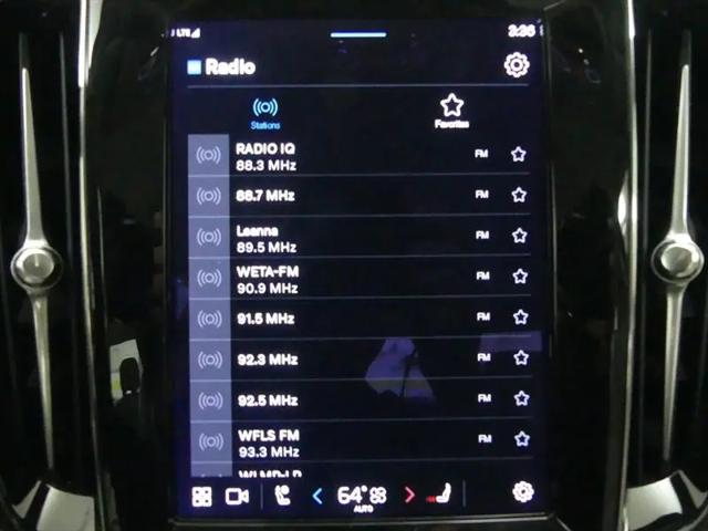 2024 Volvo S60 B5 Plus Dark Theme