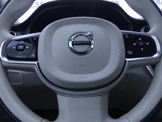 2024 Volvo S60 B5 Plus Dark Theme