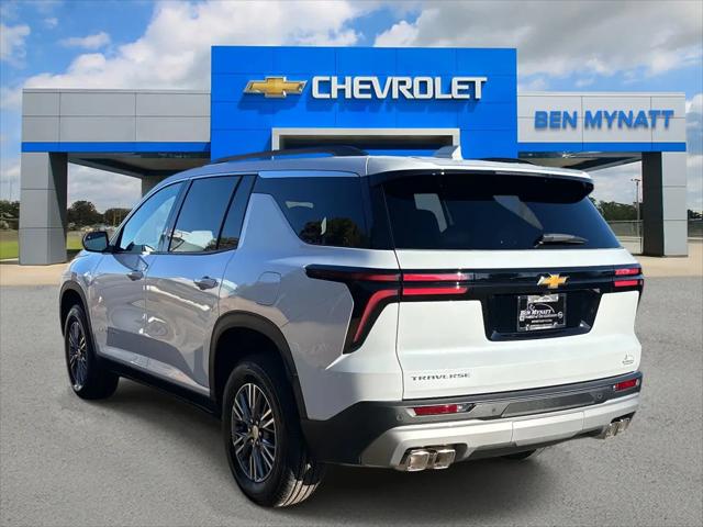 2026 Chevrolet Traverse FWD LT
