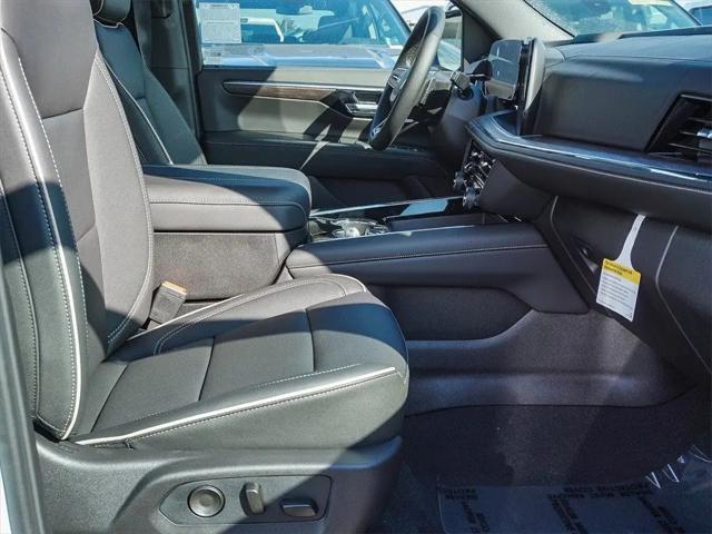 2026 Chevrolet Suburban Premier, RWD