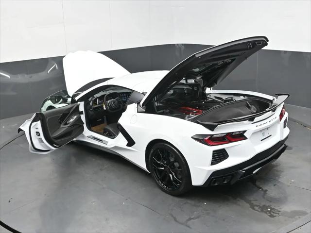 2026 Chevrolet Corvette Stingray Coupe, 2LT, RWD