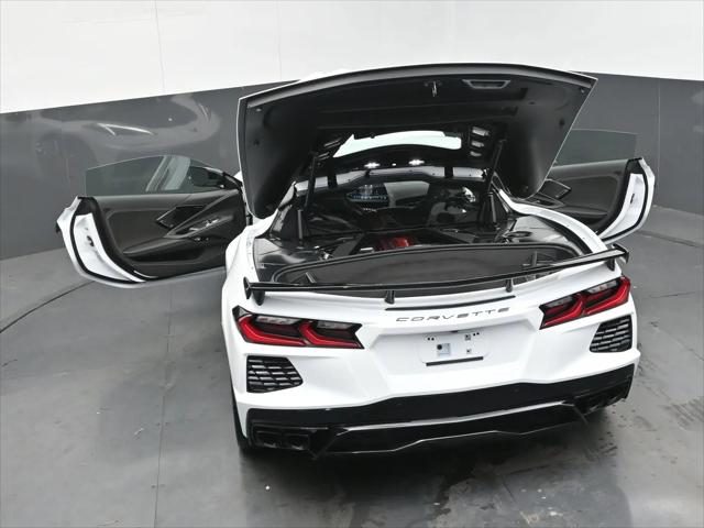 2026 Chevrolet Corvette Stingray Coupe, 2LT, RWD