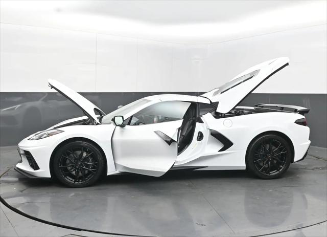 2026 Chevrolet Corvette Stingray Coupe, 2LT, RWD