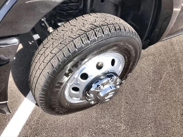 2025 Ram 3500 Limited Longhorn Crew Cab 4x4 8' Box