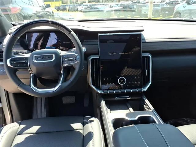 2026 GMC Acadia Denali AWD