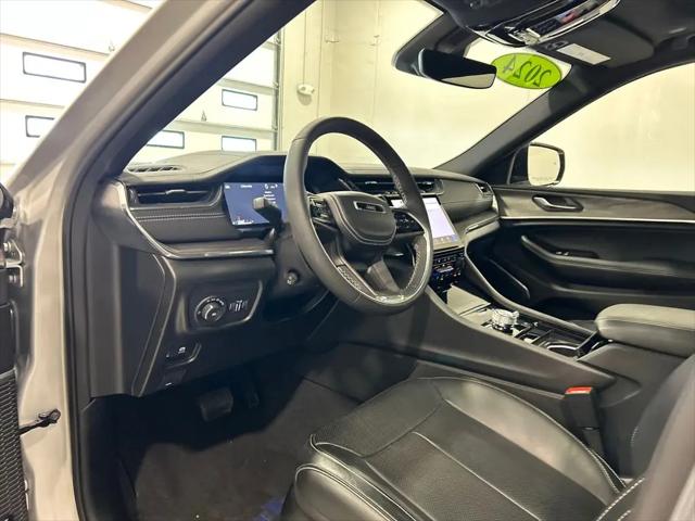 2024 Jeep Grand Cherokee L Overland 4x4