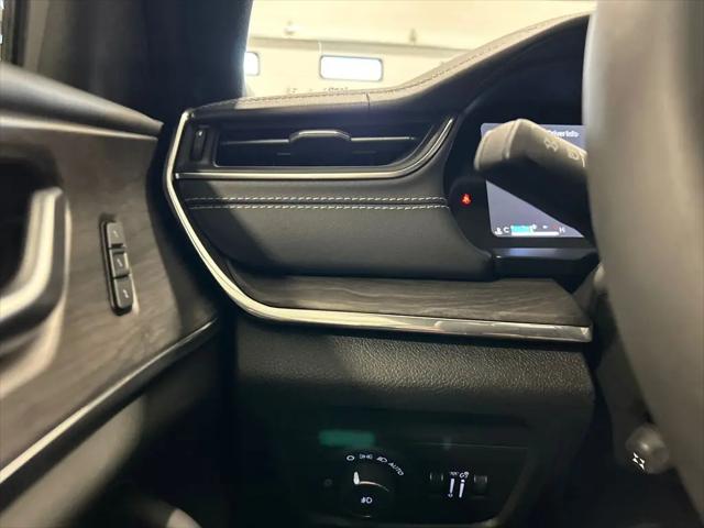 2024 Jeep Grand Cherokee L Overland 4x4