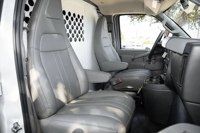 2025 Chevrolet Express Cargo Van RWD 2500 Extended Wheelbase WT