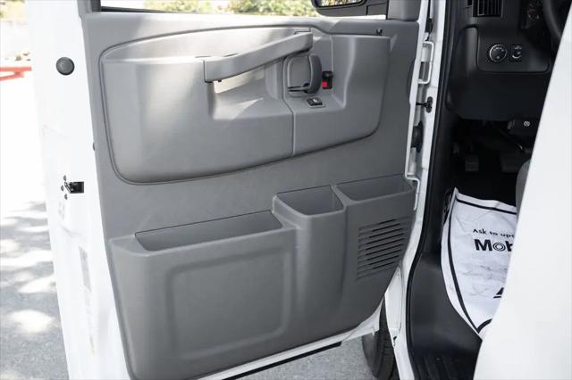 2025 Chevrolet Express Cargo Van RWD 2500 Extended Wheelbase WT
