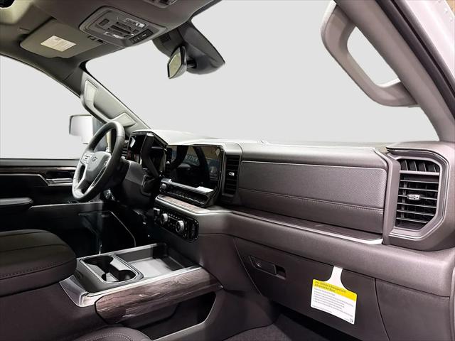 2026 Chevrolet Silverado 3500HD Crew Cab, Long Bed, LTZ Dual Rear Wheel, RWD