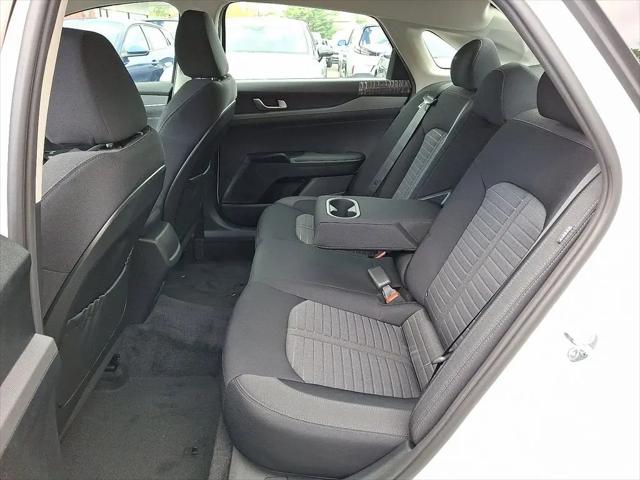 2026 Kia K5 LXS FWD