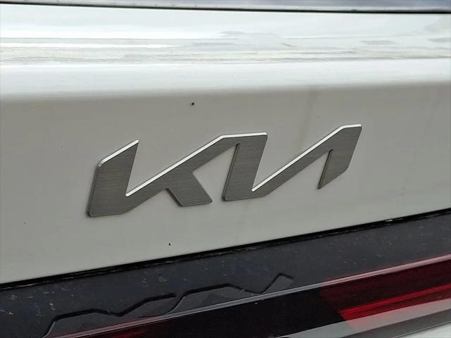 2026 Kia K5 LXS FWD