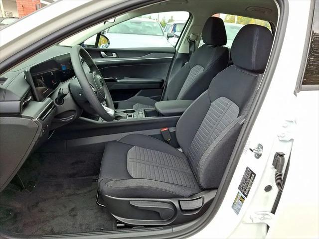 2026 Kia K5 LXS FWD