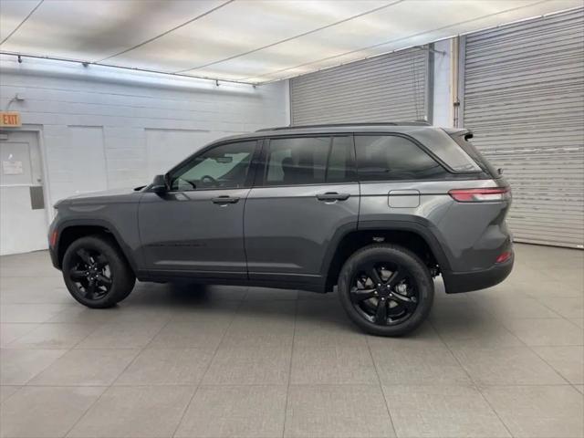 2025 Jeep Grand Cherokee Limited 4x2