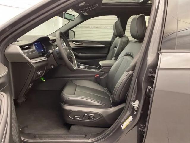 2025 Jeep Grand Cherokee Limited 4x2