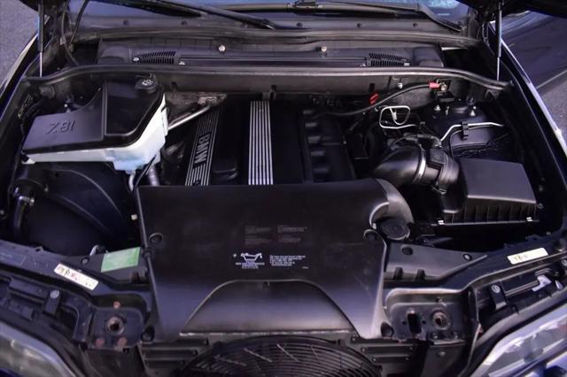 2004 BMW X5 3.0i