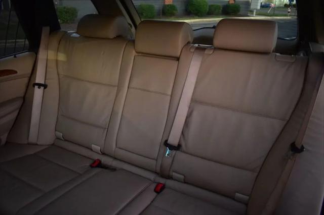 2004 BMW X5 3.0i