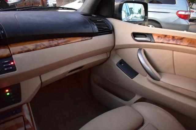 2004 BMW X5 3.0i