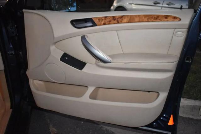 2004 BMW X5 3.0i