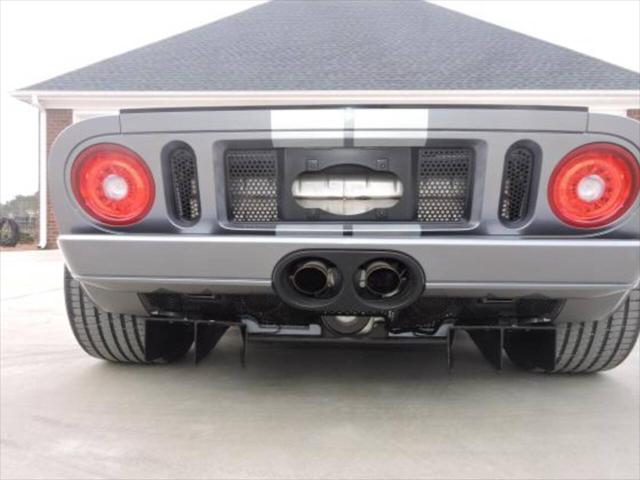 2006 Ford GT Base 2dr Coupe