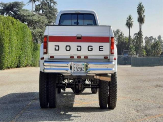 1993 Dodge W350 Base 2dr Turbodiesel 4WD Extended Cab LB