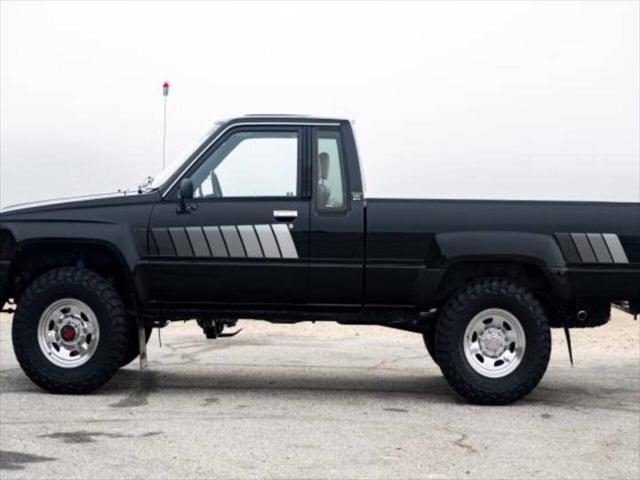 1985 Toyota Pickup SR5 2dr 4WD Extended Cab LB