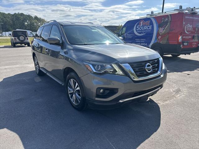 2019 Nissan Pathfinder SL