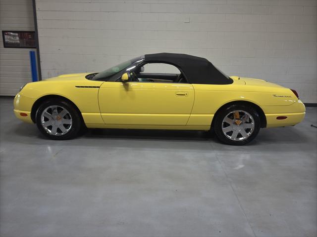 2002 Ford Thunderbird w/Hardtop Premium 2002 Ford Thunderbird w/Hardtop Premium