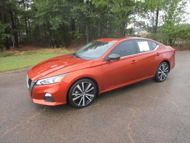 2021 Nissan Altima SR FWD