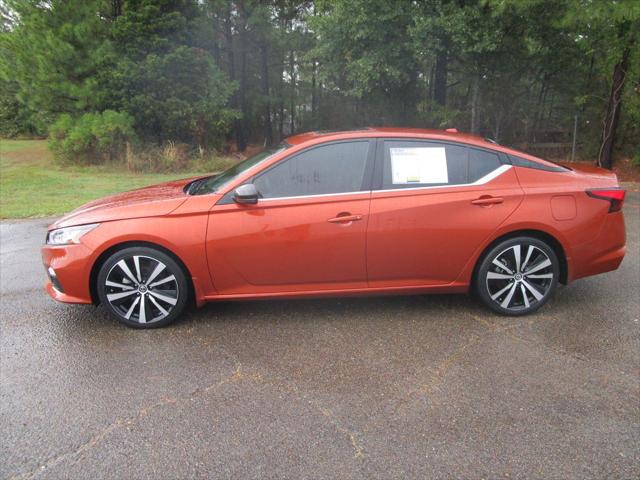2021 Nissan Altima SR FWD