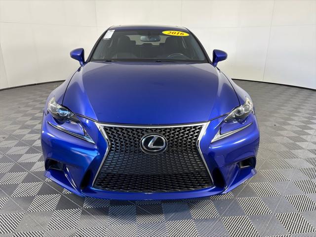 2016 Lexus IS 200t 200t